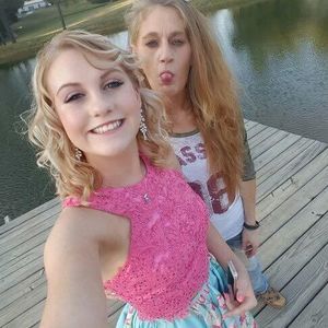 Meet your Posher, Wendy